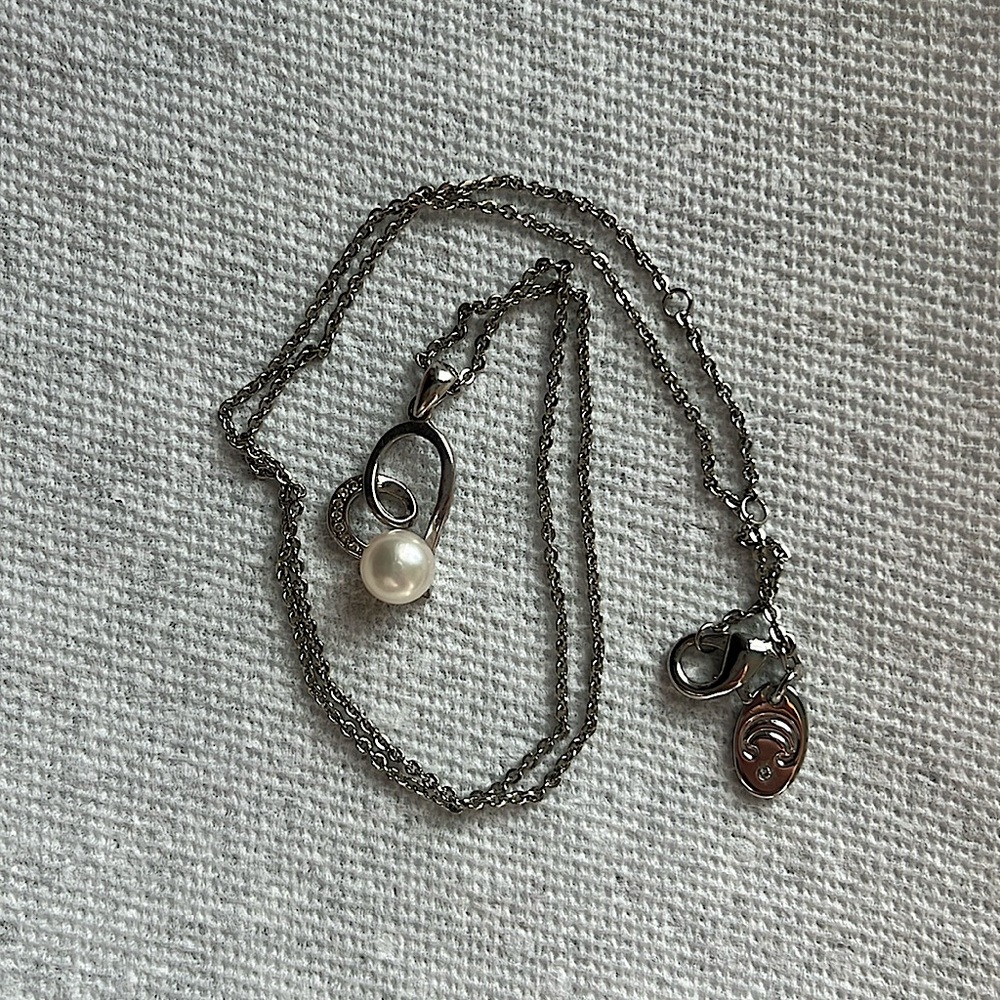 Sterling Silver Freshwater Cultured Pearl and White Topaz Heart Necklace - Picture 2 of 5